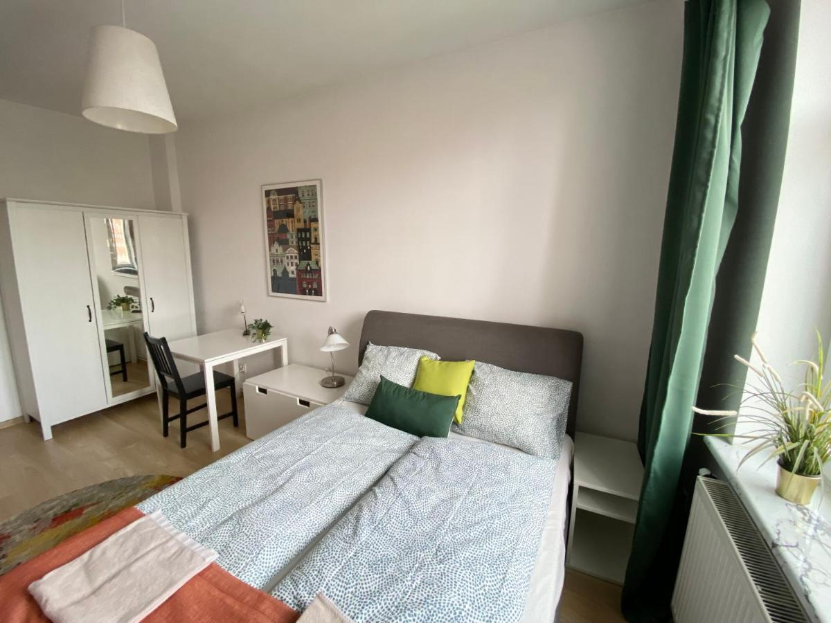 Hello Apartments Amazing River View 4 Bedrooms & Balcony 格但斯克 外观 照片